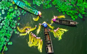 Mien-tay-song-nuoc-co-khi-hau-nhiet-doi-gio-mua